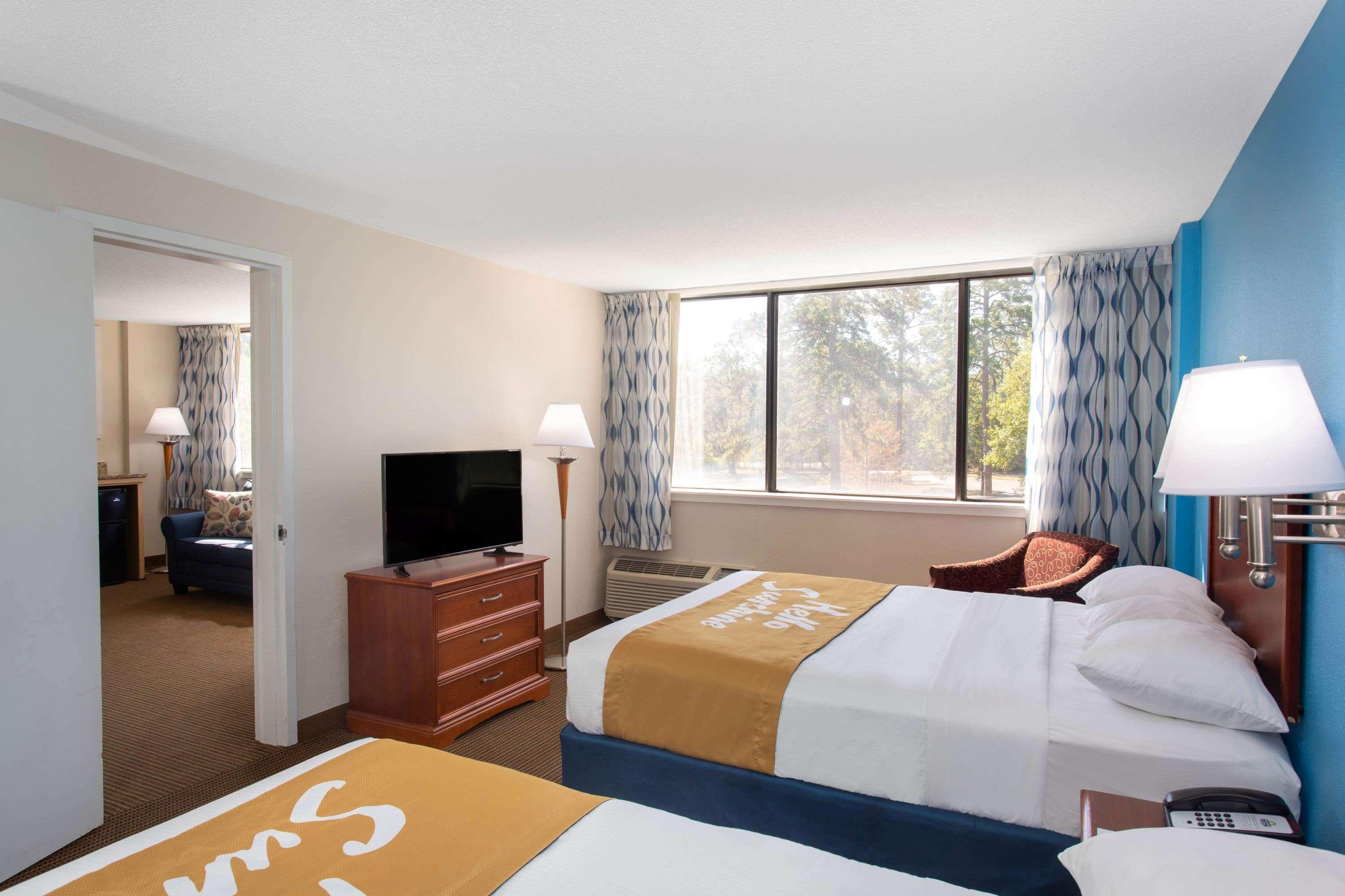 Days Inn & Suites By Wyndham Tallahassee Conf Center I-10 Kültér fotó
