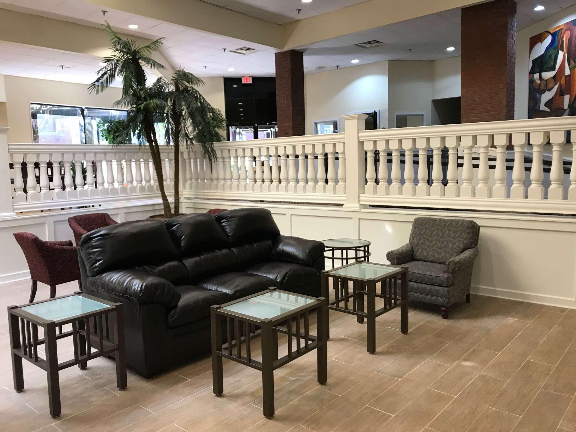 Days Inn & Suites By Wyndham Tallahassee Conf Center I-10 Kültér fotó