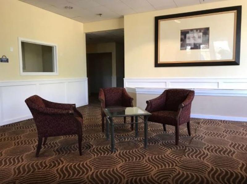 Days Inn & Suites By Wyndham Tallahassee Conf Center I-10 Kültér fotó